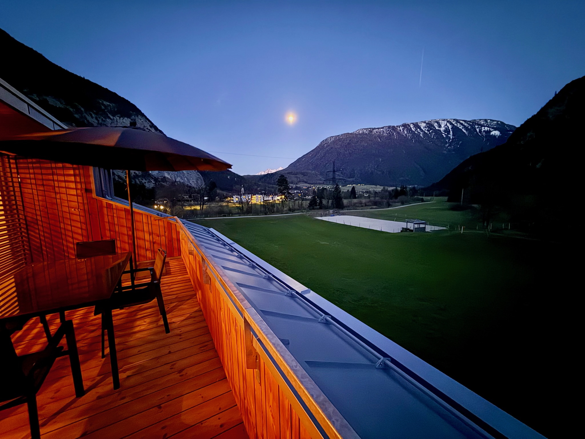 il nido – Dachterrasse bei Mondlicht, Nassereith Tirol