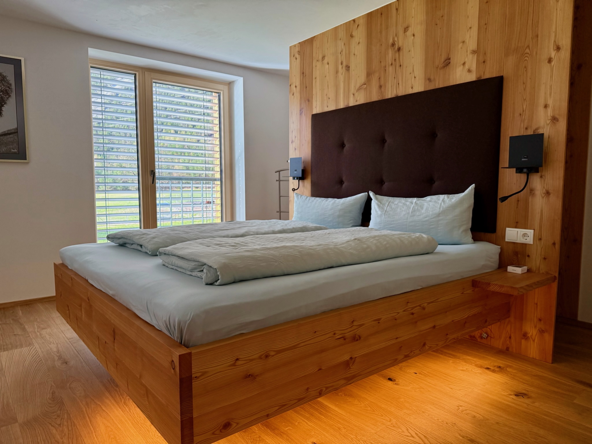Schlafzimmer Süd – Blick auf die Mieminger Kette